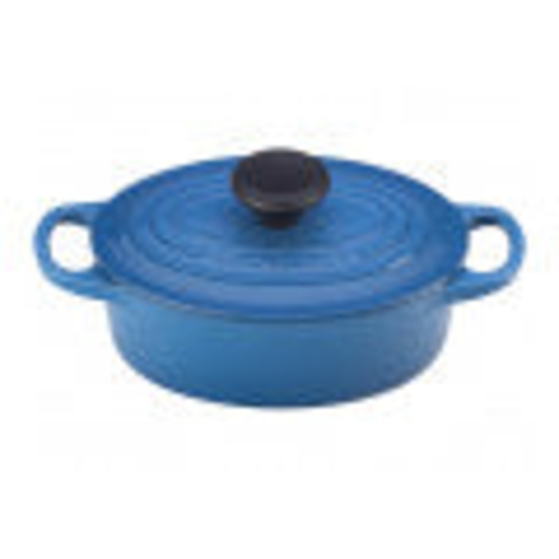 Le Creuset Signature Oval Dutch Oven - 6.75 qt.