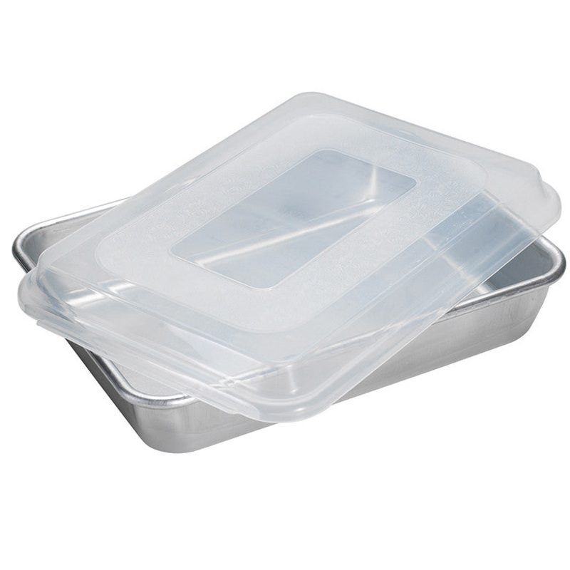 NordicWare Baking Pan With Lid