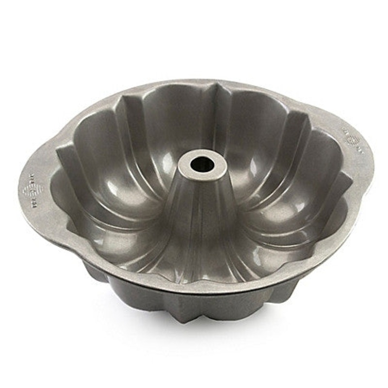 USA PAN Scalloped Tube Cake Pan