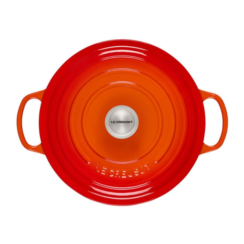 Le Creuset Signature Round Dutch Oven - 7 1/4 qt.
