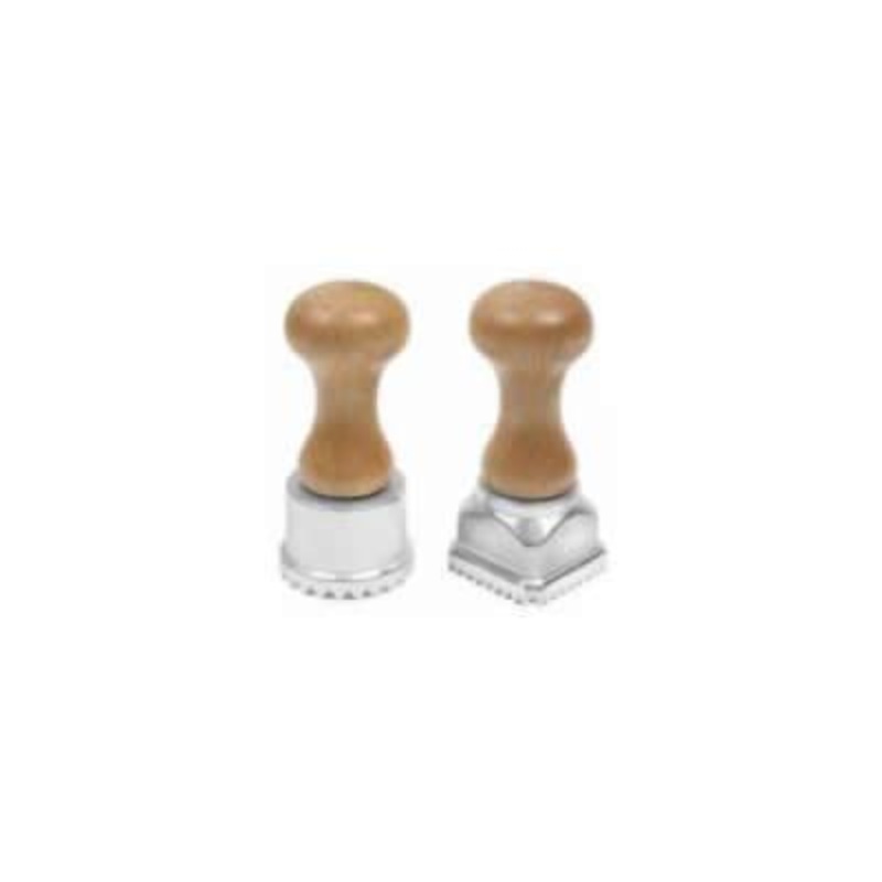 il Piatto Pieno 4.5cm Square Automatic Release Ravioli Stamps 2203
