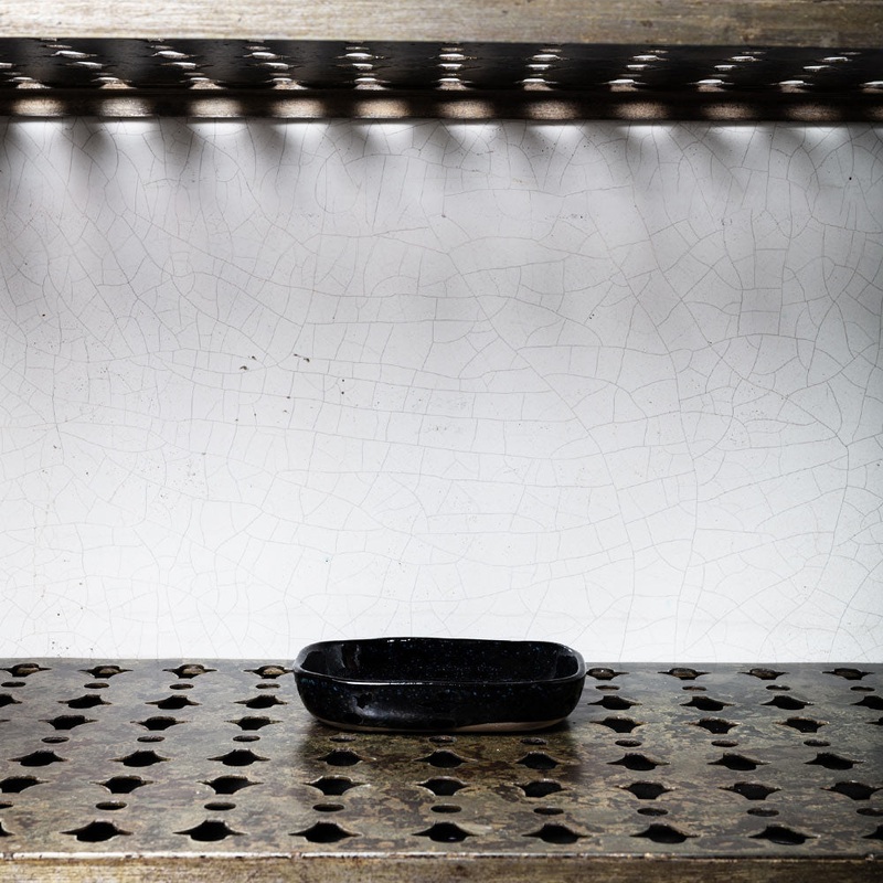 Assiette creuse en grs n7 - Noir d'Encre