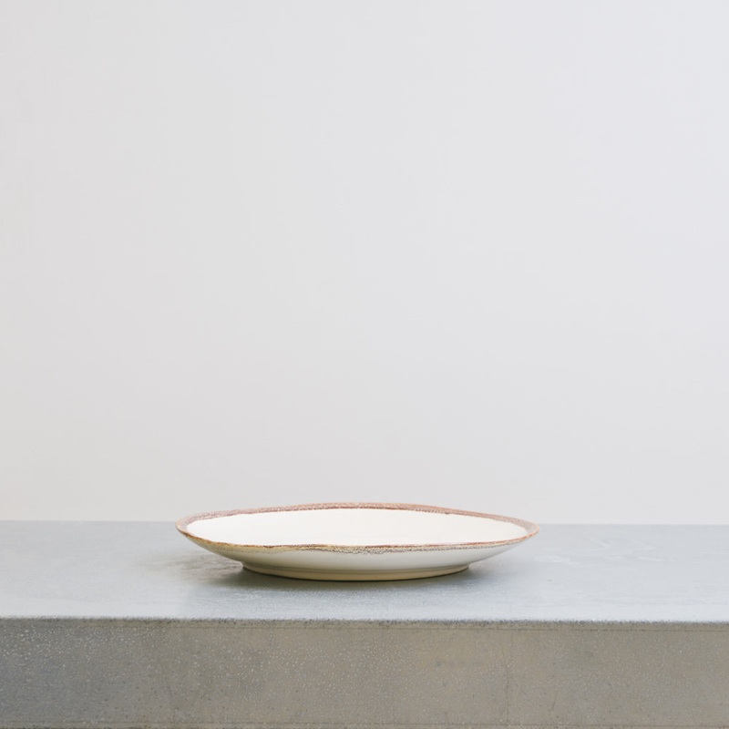 Assiette plate en grs - Crme & Marron