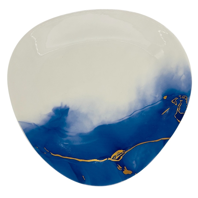 Solecasa Triangular Porcelain Plate 28cm, White and Blue