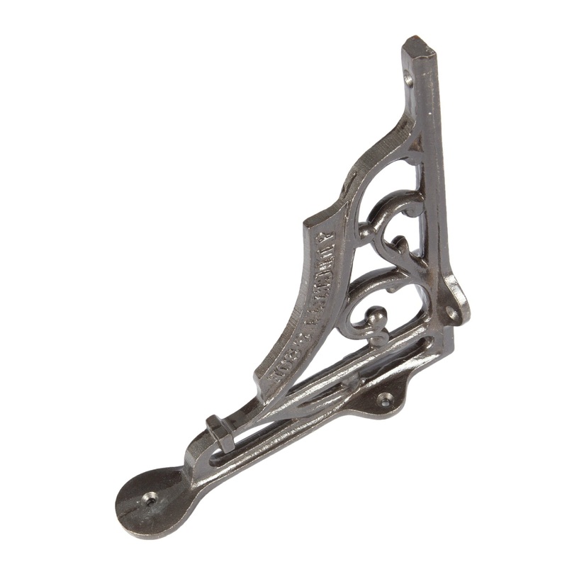 150mm Ornate Iron Shelf Bracket