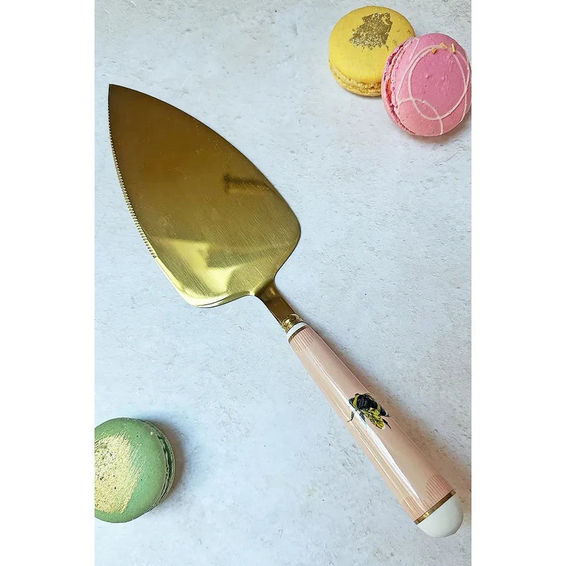 Yvonne Ellen Bee Cake Slice