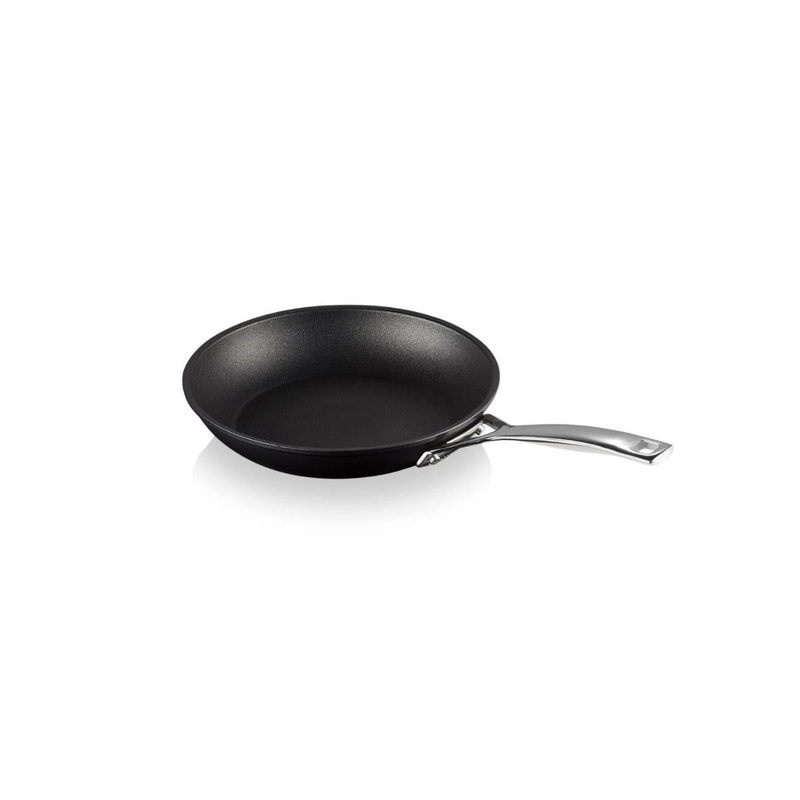 Le Creuset Toughened Non-Stick Shallow Frying Pan 20cm