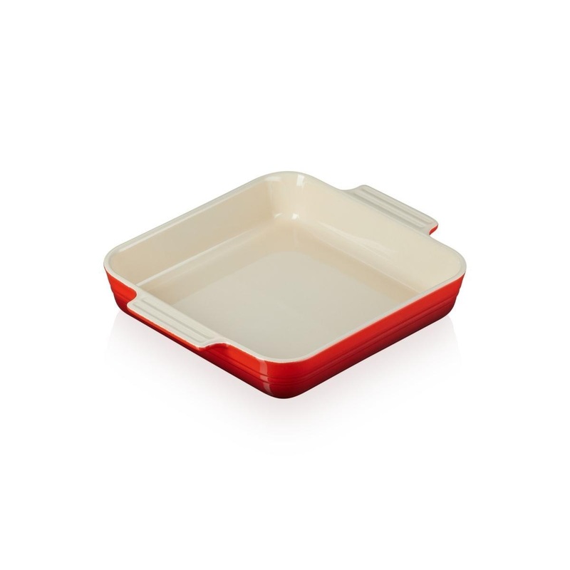 Le Creuset Cooks Special Stoneware Square Baker | 23cm | Cerise
