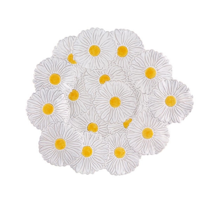 Bordallo Pinheiro Maria Flor Centrepiece  Daisy