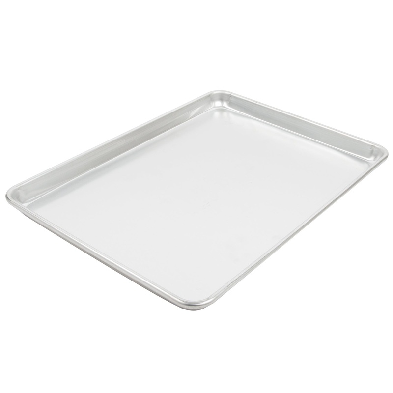 Vollrath Wear-Ever Heavy-Duty Bun Pan, Wire Rimmed, Half Size, 19 Gauge Aluminum