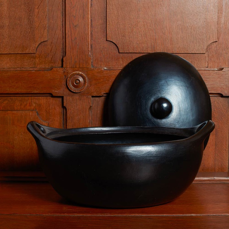Casserole ovale en argile - Noir